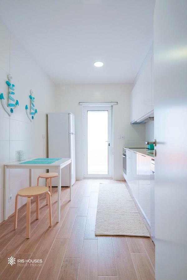 Iris Apartment Nazaré Buitenkant foto